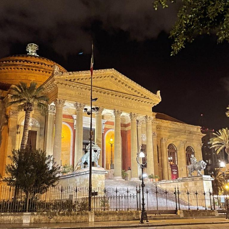 CasaPA-Appartamento a due passi dal Teatro Massimo - Appartamento con 1 Camera da Letto - 24