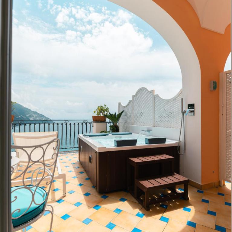 Hotel Conca d'Oro - Queen Room with Outdoor Spa Bath and Large Terrace Sea View - 1