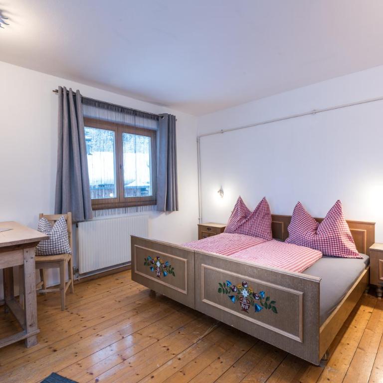 Berggasthof Biberg - Doppelzimmer mit Gemeinschaftsbad - 2
