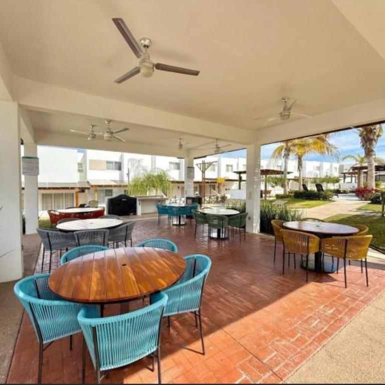 Casa Privada Almarena - Two-Bedroom House - 4