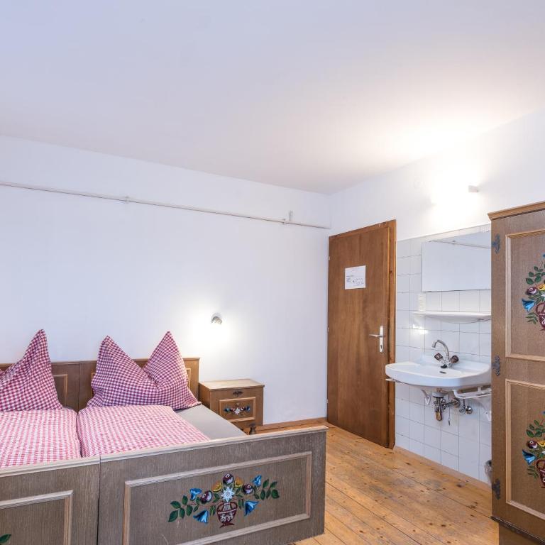 Berggasthof Biberg - Doppelzimmer mit Gemeinschaftsbad - 3