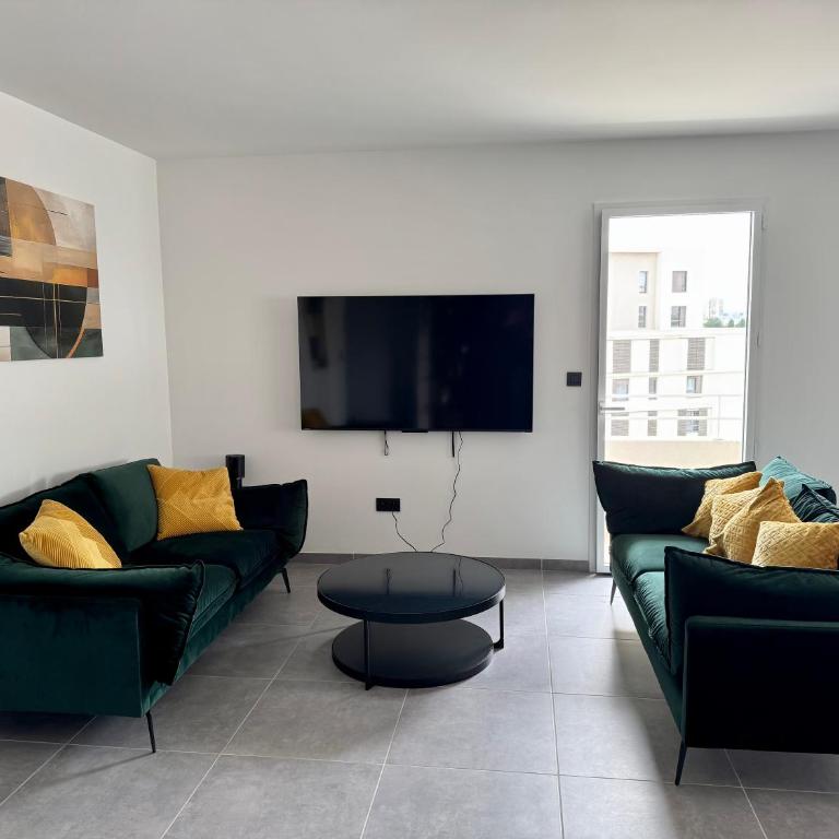 Skyline Rooftop Swim Spa - Luxuriöse Ferienwohnung mit 4 Schlafzimmern - 29