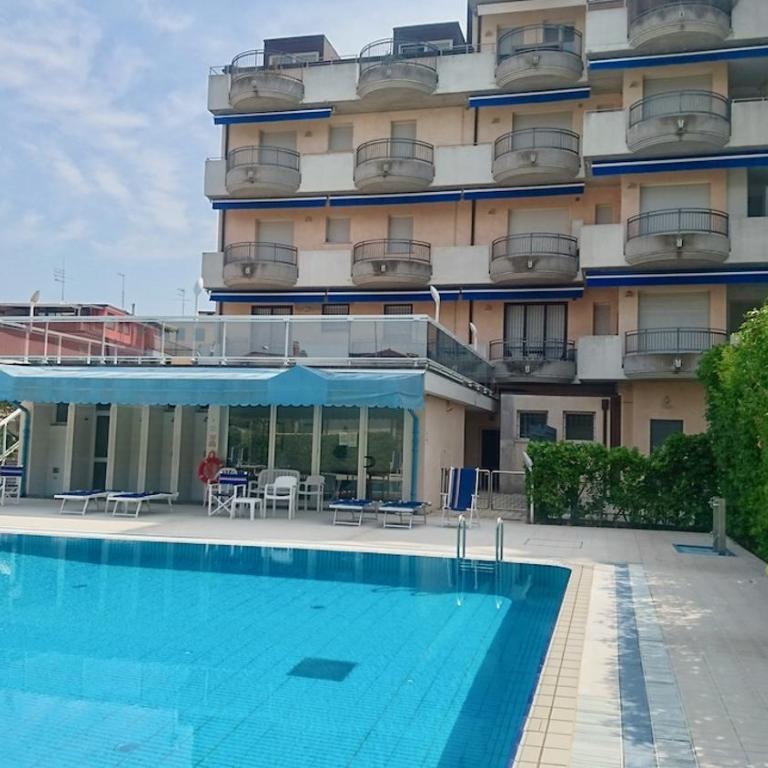 Costa Azzurra - Home Immobiliare - Appartamento - 16