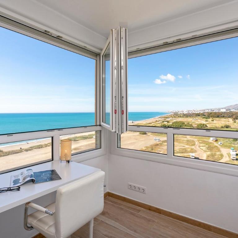 Sunstay Guadalmar Loft Seaview - Apartamento de 1 dormitorio - 2