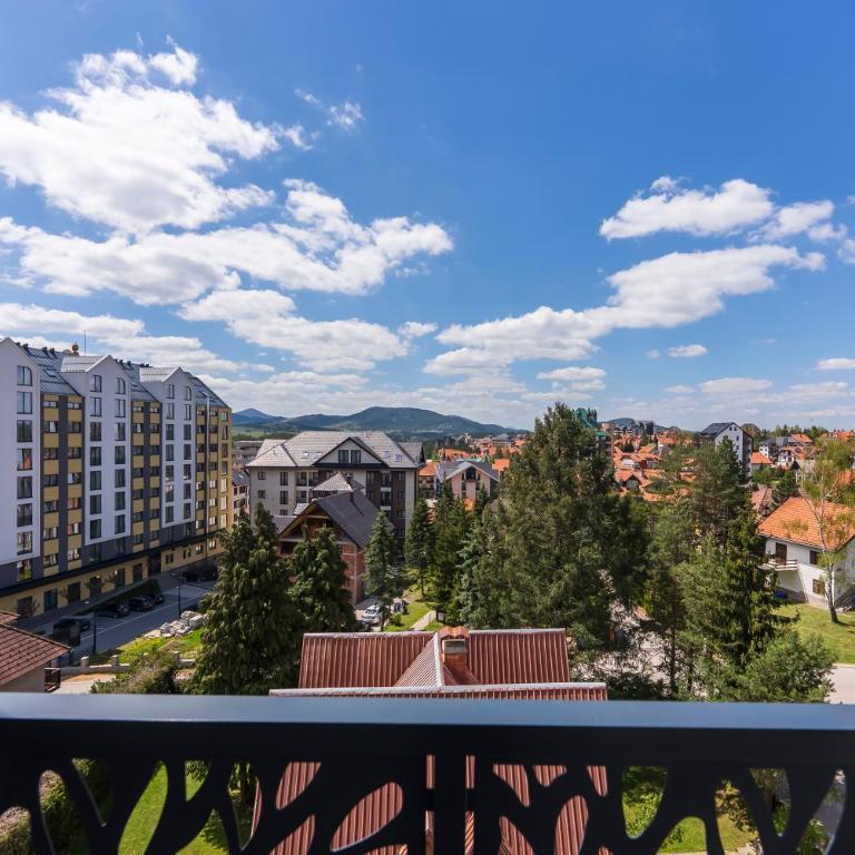 Modena Resort Spa & Wellness Zlatibor - One-Bedroom Apartment with Balcony - 24