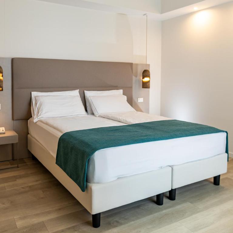 Hotel Europa - Junior Suite - 6