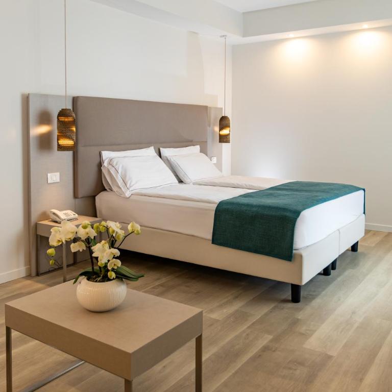 Hotel Europa - Junior Suite - 4