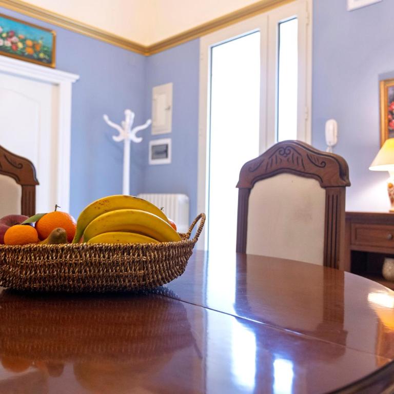Old House - Historic Beauty Central Home, Otranto - Two-Bedroom Apartment - 5