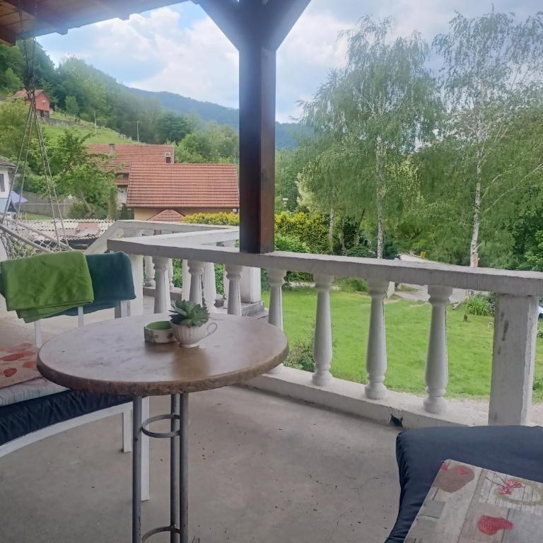 Drina-Krivi Vir - Dvokrevetna Soba sa Bračnim Krevetom - 5