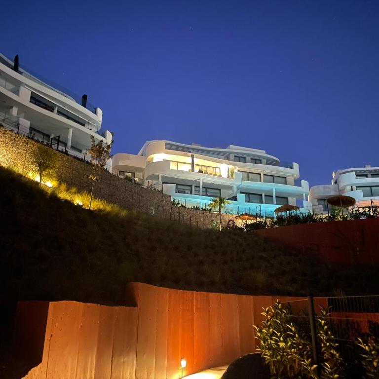 Higueron5821 - Three-Bedroom Apartment - 5
