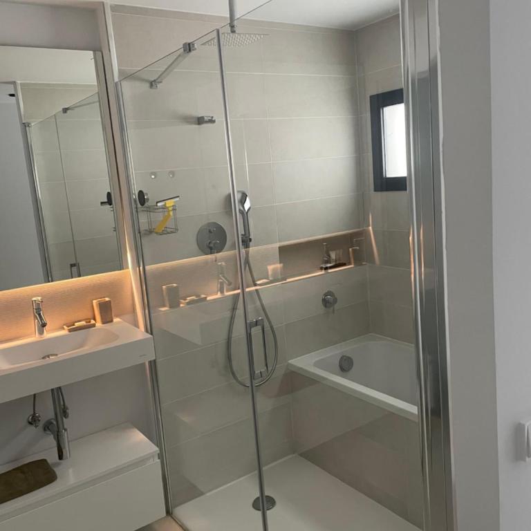 Higueron5821 - Three-Bedroom Apartment - 25