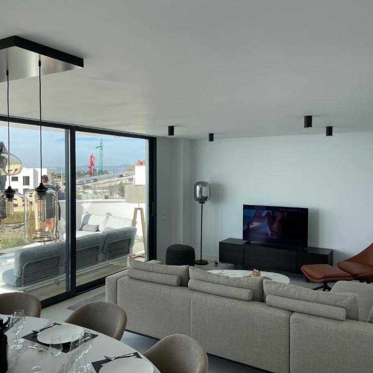 Higueron5821 - Three-Bedroom Apartment - 12
