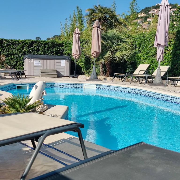 VILLA Plein Sud Piscine Spa Climatisation Parking privé calme et détente - Double Room - Ma Provence - 4