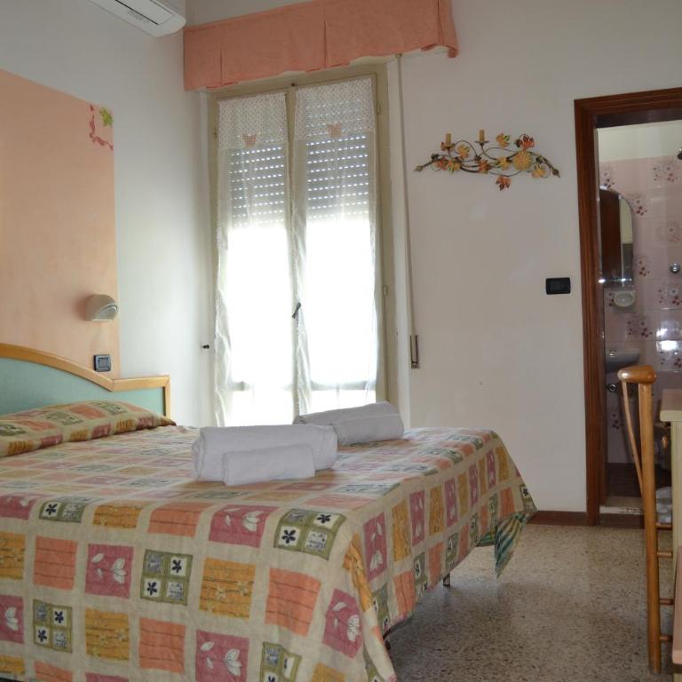 Hotel Rosy - Camera Matrimoniale - 1