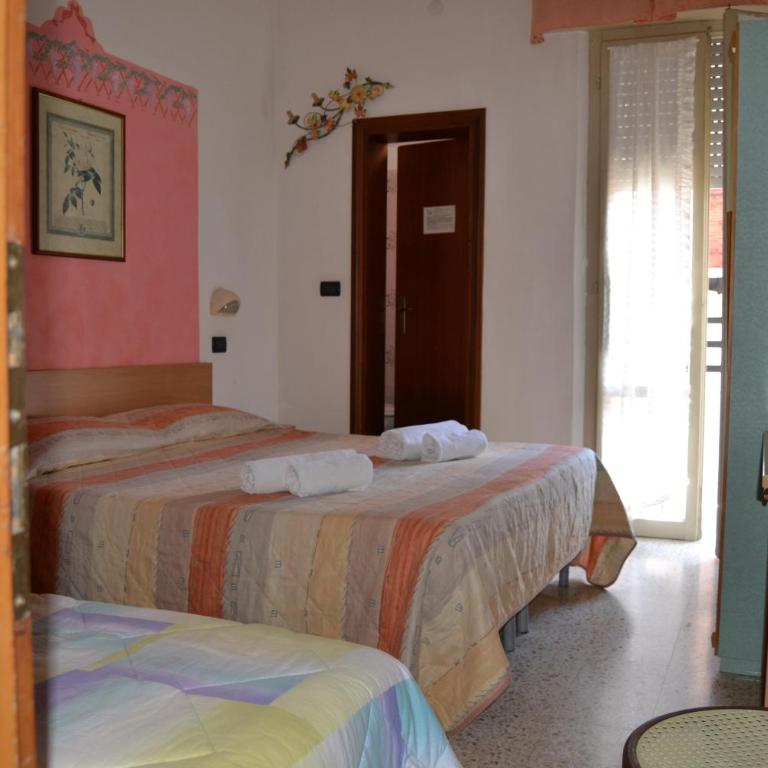Hotel Rosy - Camera Tripla - 6