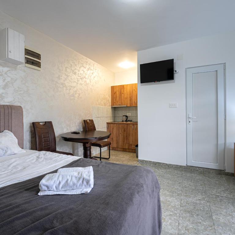 Apartments R&M - Studio - 5