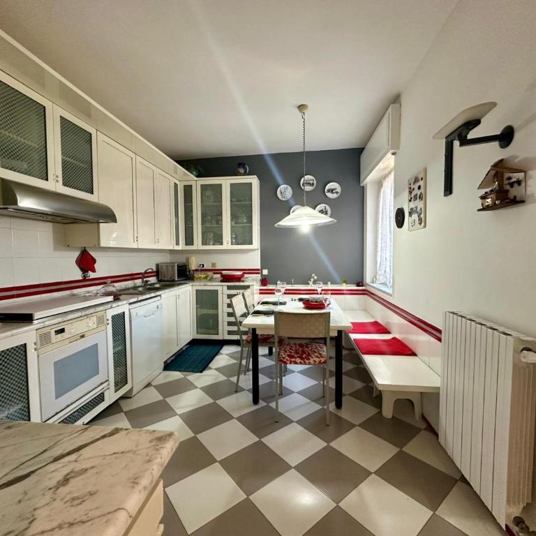 Villa Marcellina - Piazza San Giovanni, Giardino Privato, Jacuzzi, Barbecue e Parcheggio Privato - Villa de 3 dormitorios - 16