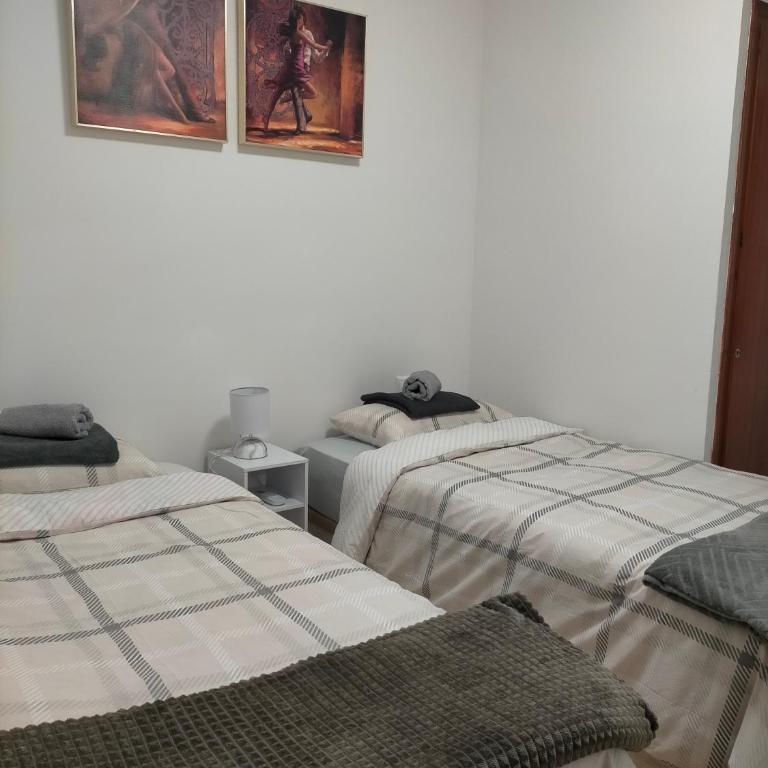 Desigual apartamento con 3 AC - Apartamento de 2 dormitorios con balcón - 28