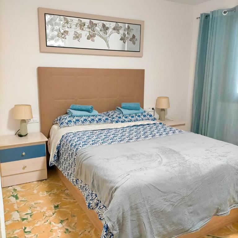 Desigual apartamento con 3 AC - Apartamento de 2 dormitorios con balcón - 25