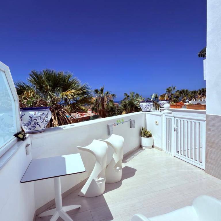 Costa Adeje Sunset Ocean View with Patio B By-Tenerife365 - Apartamento - 2
