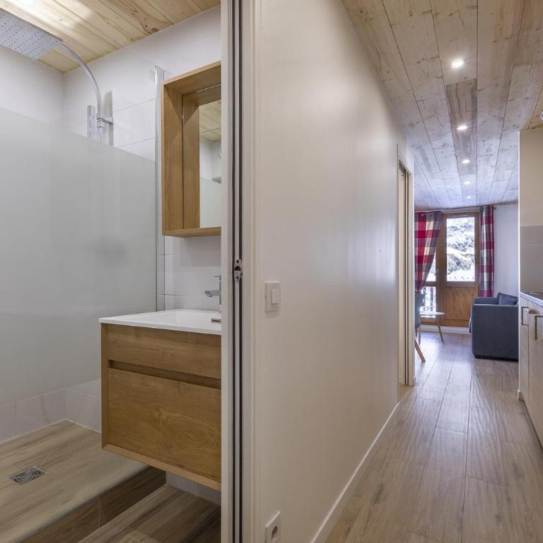 Résidence Le Val d'Illaz - Val-d'Isère - Apartment with View and Balcony - 13