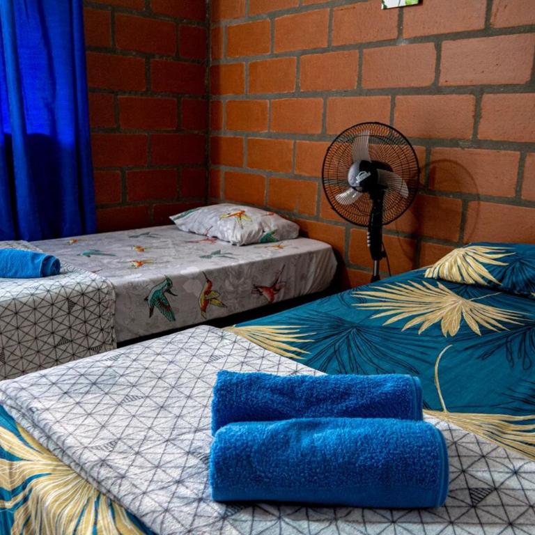 Habitación para 3 con acceso al rio y baño privado en San Rafael Antioquia - Habitación Triple con baño privado - 3