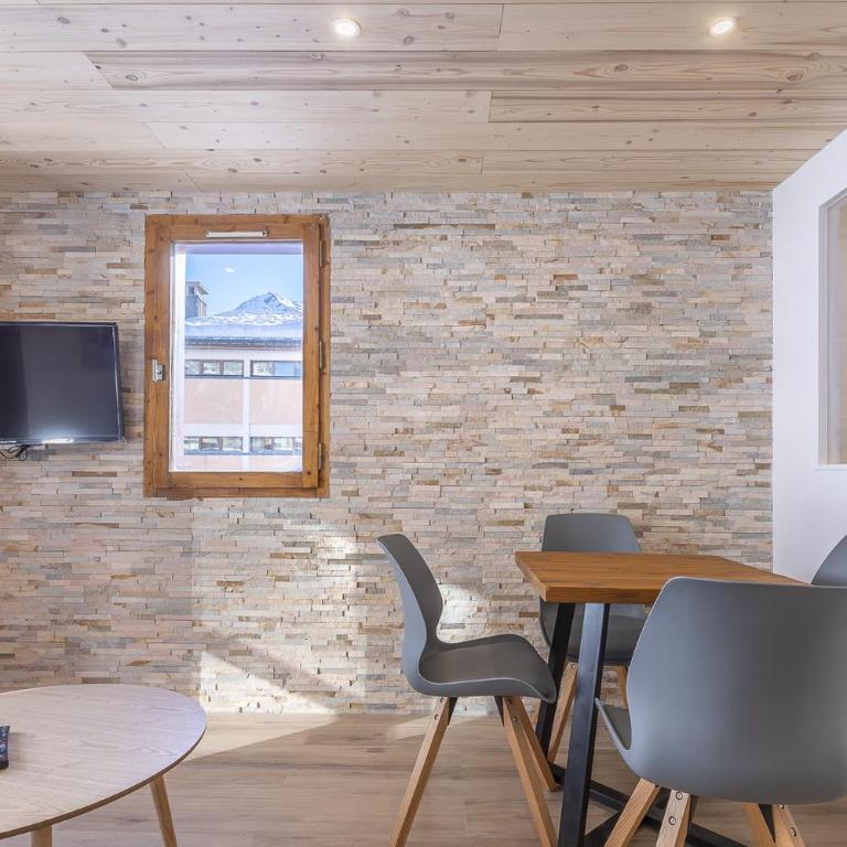 Résidence Le Val d'Illaz - Val-d'Isère - Apartment with View and Balcony - 5