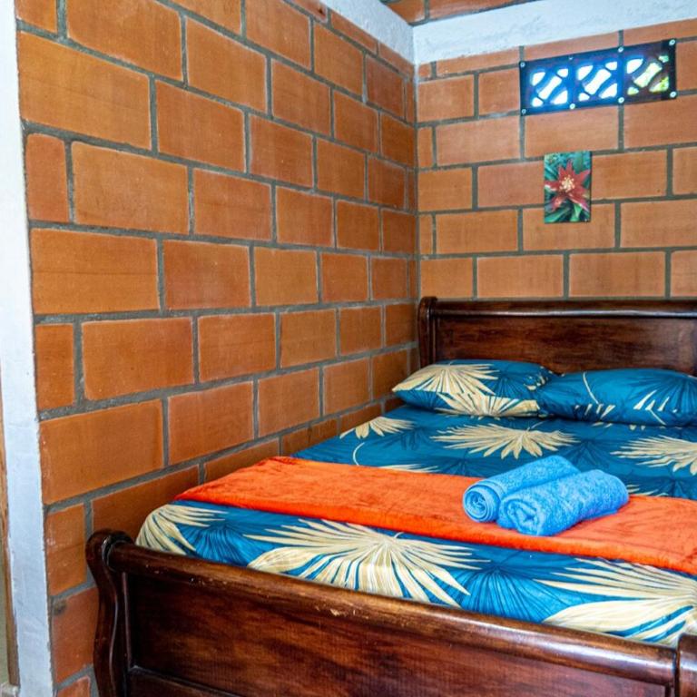 Habitación para 2 con acceso al rio wifi baño privado San Rafael Antioquia - Apartamento de 1 dormitorio - 1