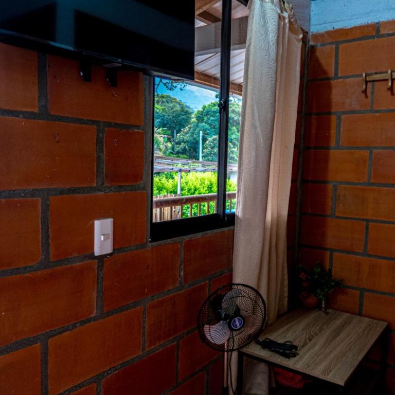 Habitación para 2 con acceso al rio wifi baño privado San Rafael Antioquia - Apartamento de 1 dormitorio - 21