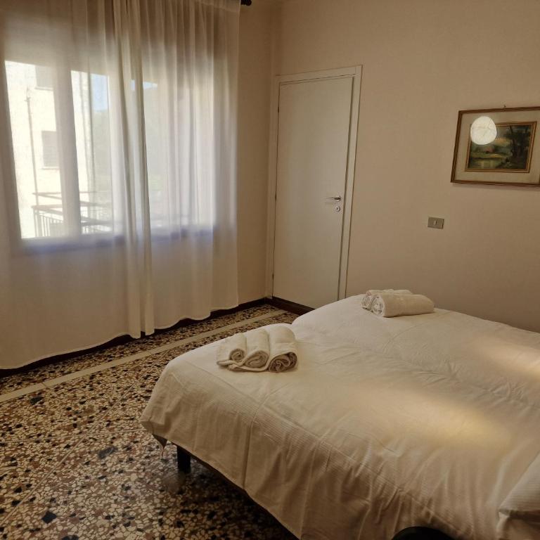 Albergo D'Ambros - Casa Belfiore Group - Camera Matrimoniale/Doppia con Letti Singoli - 31