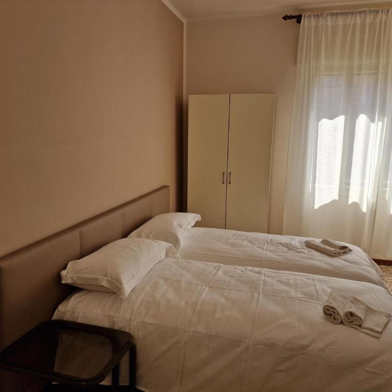 Albergo D'Ambros - Casa Belfiore Group - Camera Matrimoniale/Doppia con Letti Singoli - 38