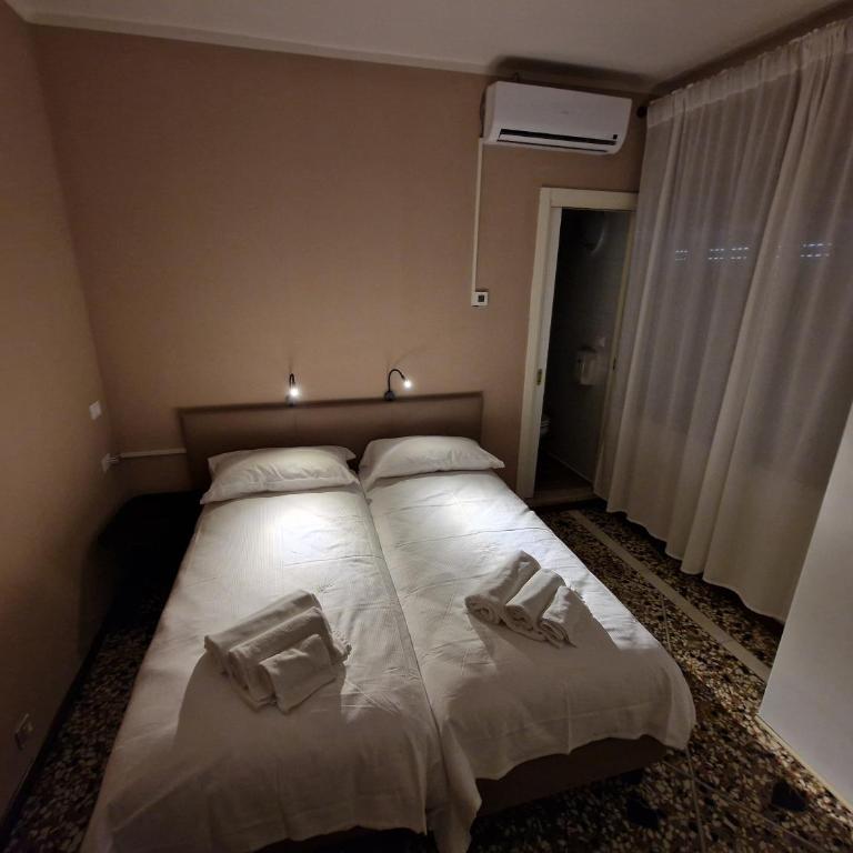 Albergo D'Ambros - Casa Belfiore Group - Camera Singola - 16