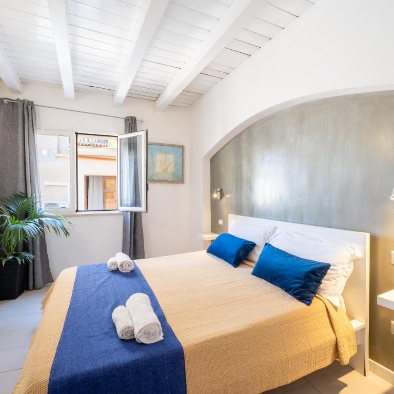 Opera Suite - Deluxe Junior Suite - 1