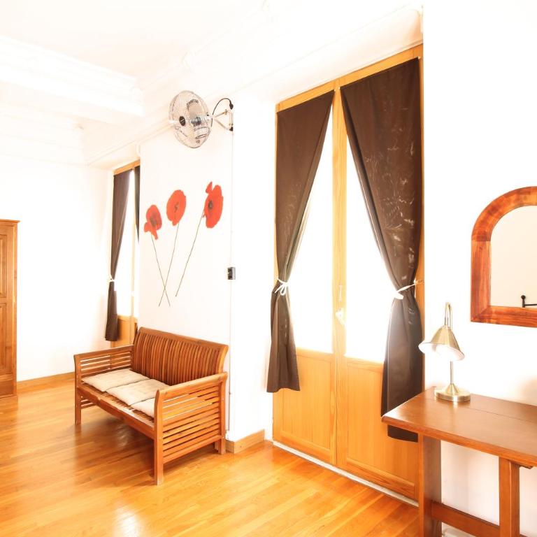 Kasa Katia Guest House - Triple Room with Shared Bathroom - 3