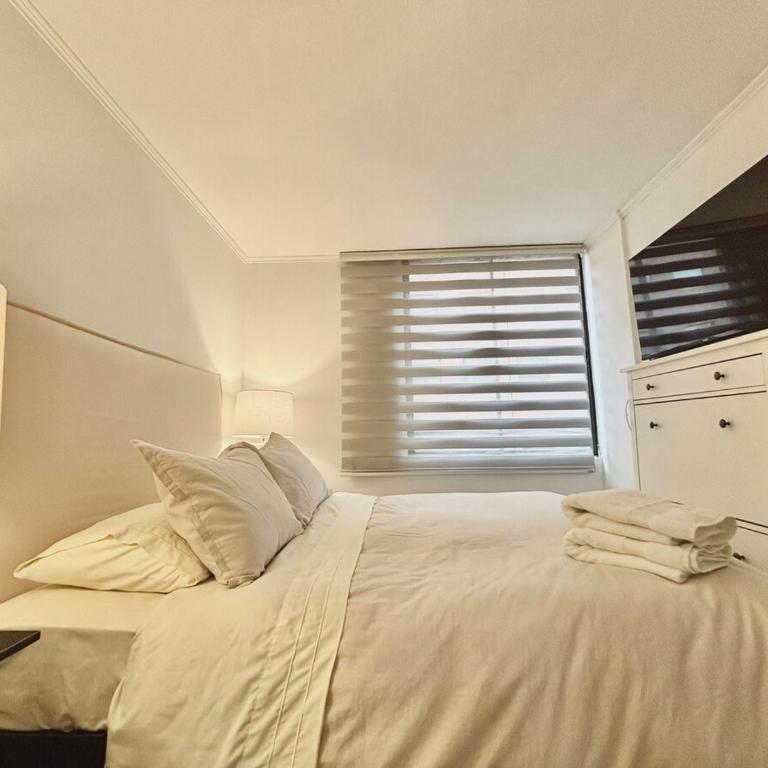 Steps to Costanera Center & Metro - Apartamento de 2 dormitorios - 8