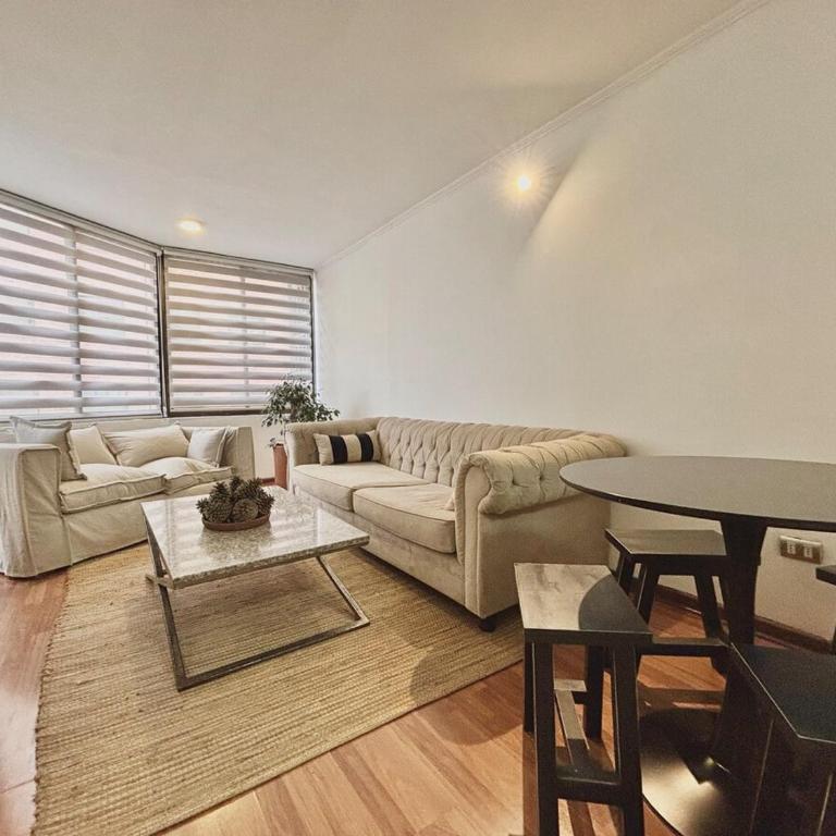 Steps to Costanera Center & Metro - Apartamento de 2 dormitorios - 11