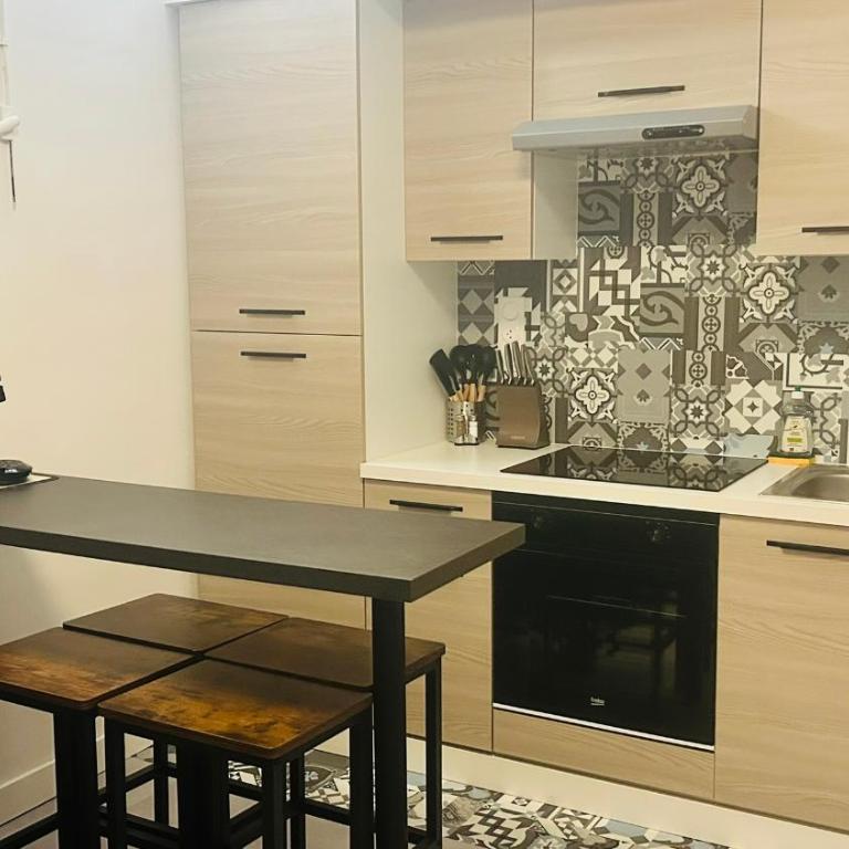 La Sensuelle Parenthèse - One-Bedroom Apartment - 19