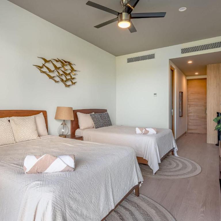 Luxury 2BD 2BA Ocean view 200m from beach - Apartment - 23