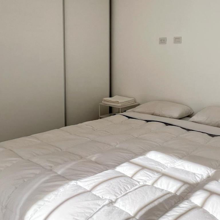 Temporario Sur, para 4 personas con jardín, zona IUPA en Gral Roca - One-Bedroom Apartment - 51