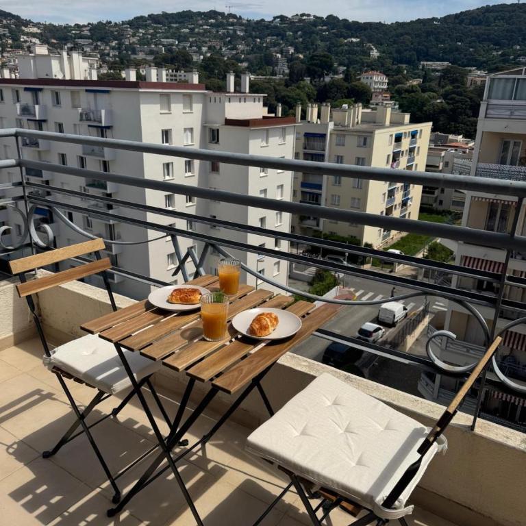 Charmant T2 rénové avec grande terrasse - Apartment - 45