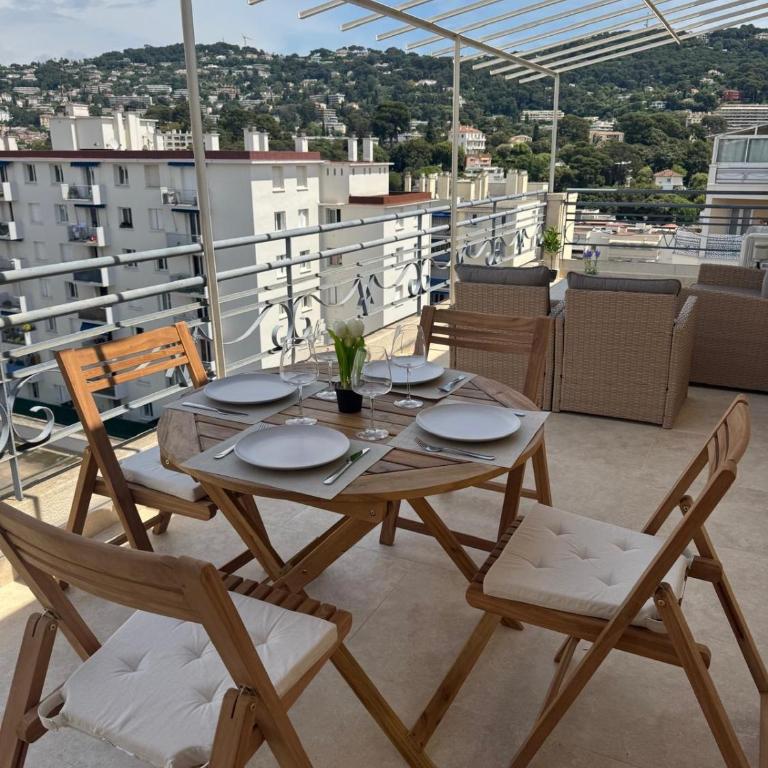Charmant T2 rénové avec grande terrasse - Apartment - 1