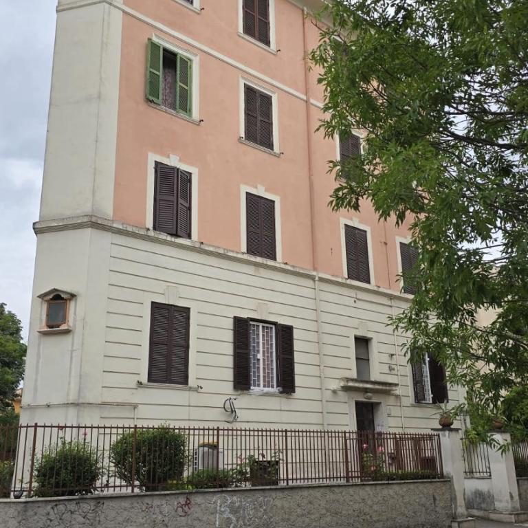 RBR Relax Boutique Rome - adiacente metropolitana per il centro di roma - Appartamento su 2 Livelli - 47