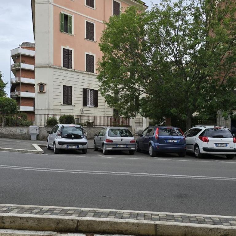 RBR Relax Boutique Rome - adiacente metropolitana per il centro di roma - Appartamento su 2 Livelli - 50
