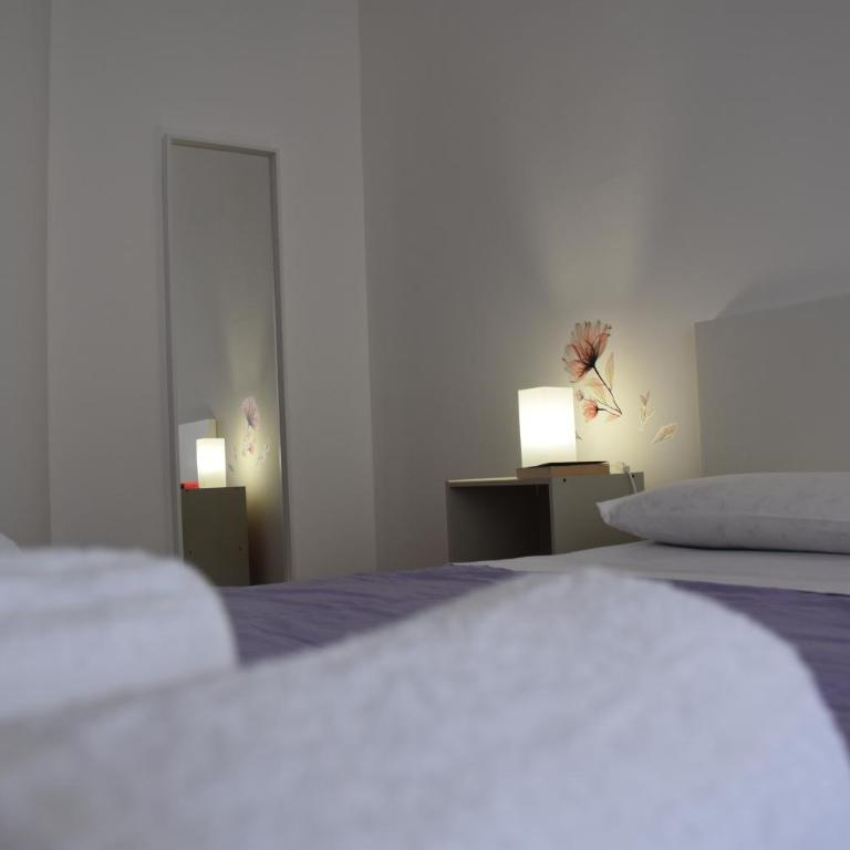 Xenia Milazzo - Appartamento con 2 Camere da Letto - 31