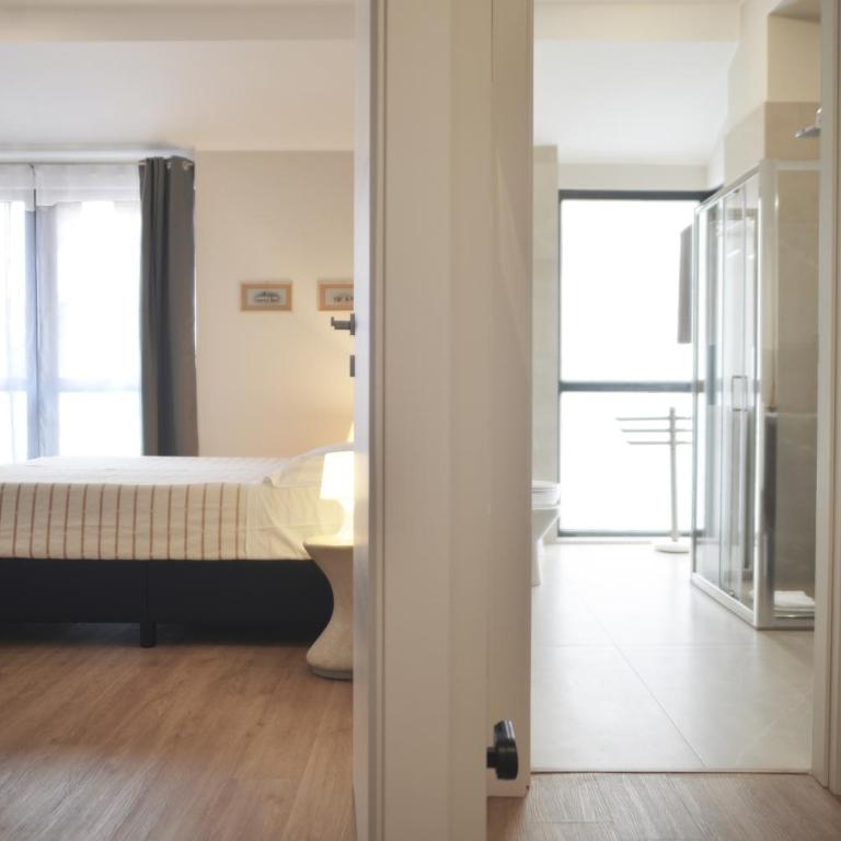 Stef Stef House - One-Bedroom Deluxe Apartment - 9