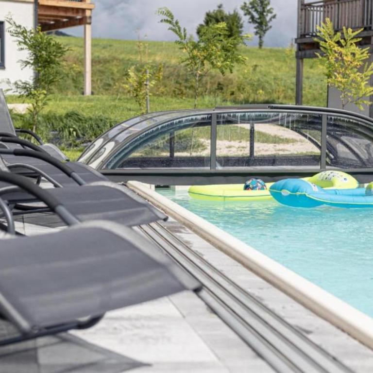 Luxalps- Chalets Inzell- Sauna- Skifahren- Wandern- Natur- Chiemgau Card - Chalet No 8 & 16 mit Hot Pot - Chalet mit 3 Schlafzimmern - 20