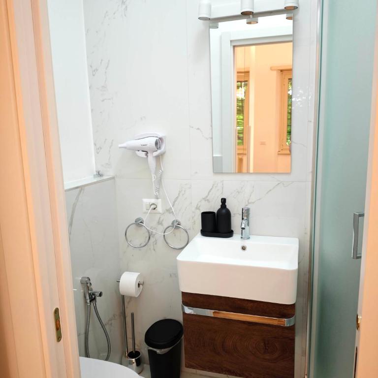 DOMUS Villa Chigi - Two-Bedroom Apartment - 36