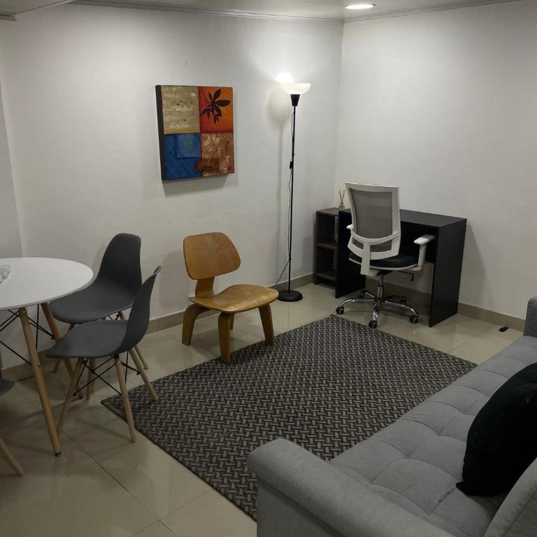 Aparta estudio cerca al aeropuerto - Apartamento de 1 dormitorio - 8