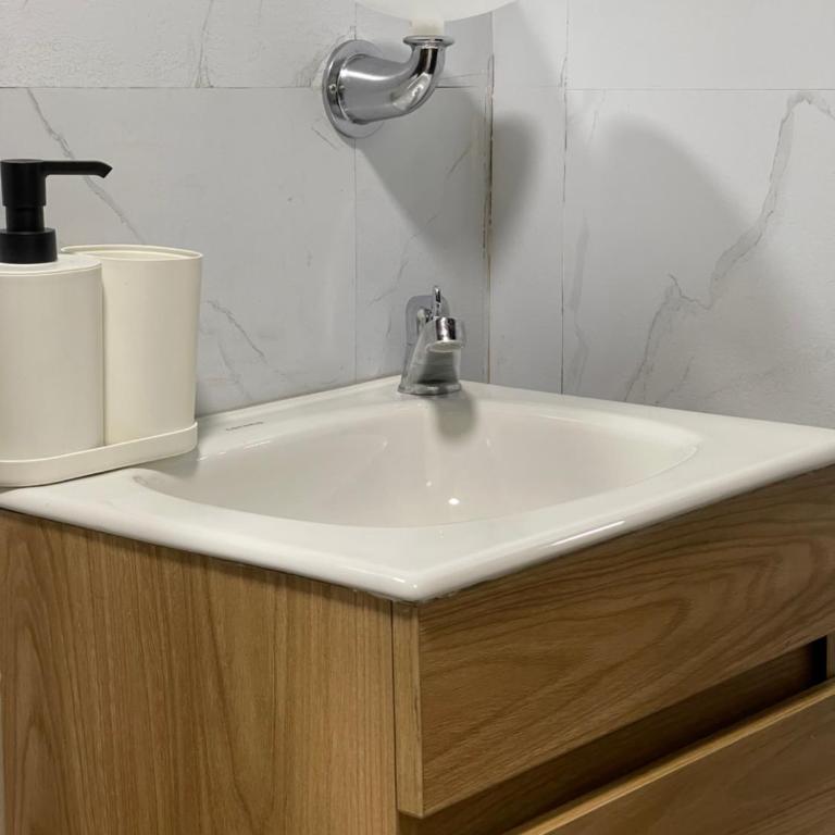 Aparta estudio cerca al aeropuerto - Apartamento de 1 dormitorio - 16