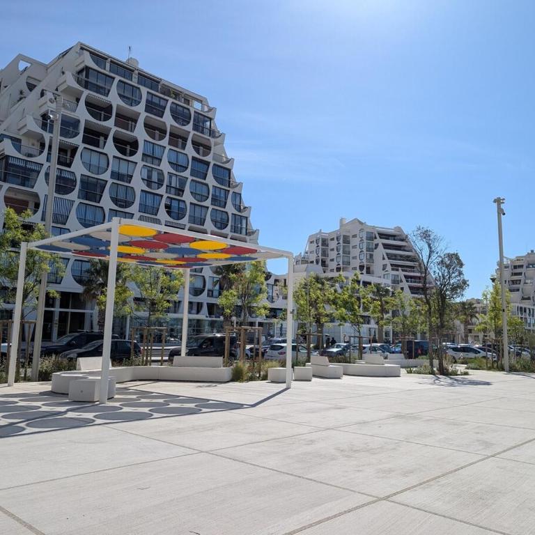 Centre ville, studio vue port, avec parking privé - Apartment mit 2 Schlafzimmern - 3